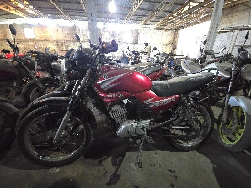 Yamaha YBR 125K 2006 125K Vermelha em Rio Negrinho - Santa Catarina