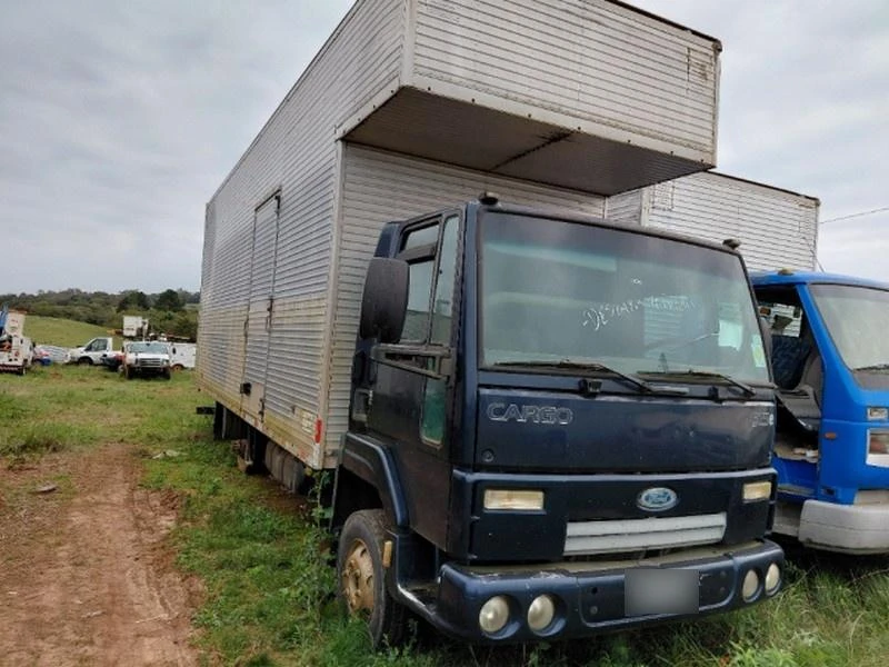 Ford Cargo 815 E 815 E 2011 Diesel Manual em Alvorada - Rio Grande do Sul