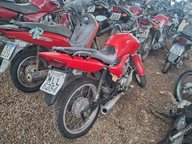 Honda CG 125 Fan CG 125 Fan KS 2013 125cc Manual em São José - Santa Catarina