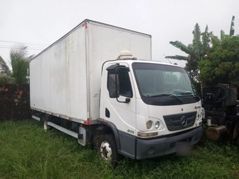 Mercedes-Benz Accelo 815 Acelo 815 2018 Diesel 4x2 Cabine Baú em Jaboatão Dos Guararapes - Pernambuco