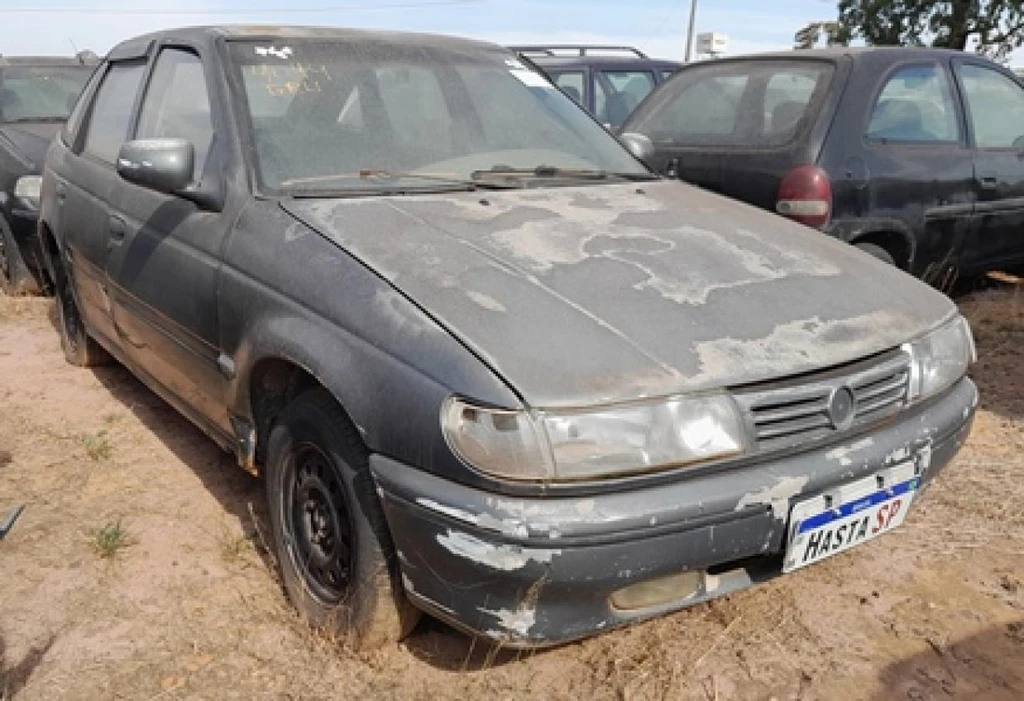 Volkswagen Pointer CLI 1994 1.8 Cinza em Itirapina - São Paulo