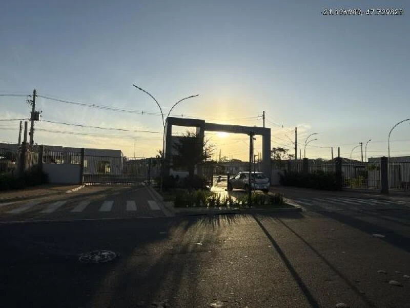 Casa com 2 Quartos em Ribeirão Preto/SP em Ribeirão Preto - São Paulo