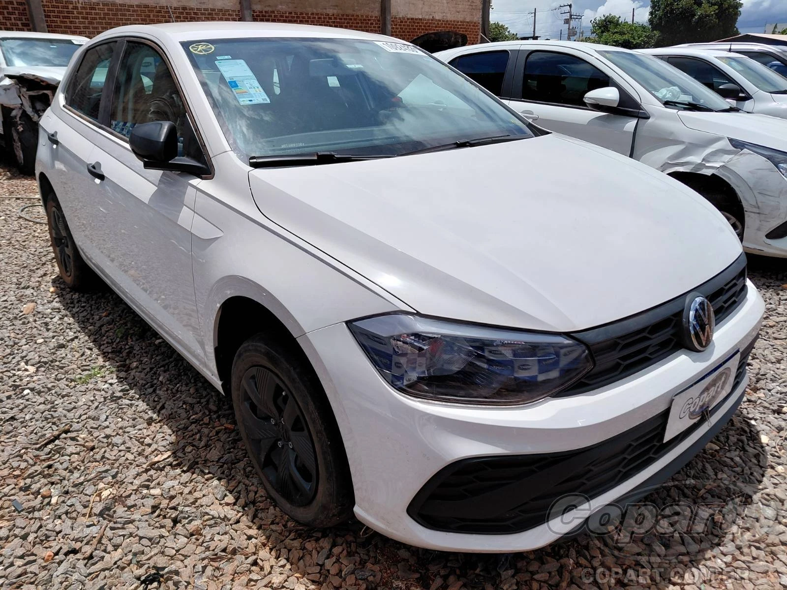 Volkswagen Polo Track 2024 1.0 12V MPI em Aparecida De Goiânia - Goiás