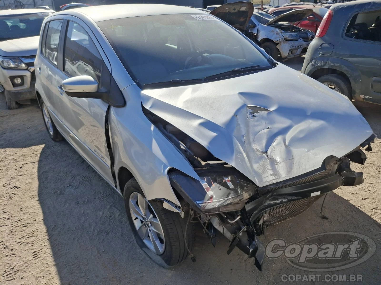 Volkswagen Fox Comfortline 2018 1.6 MSI em Betim - Minas Gerais
