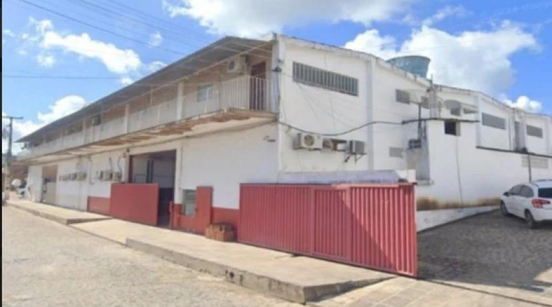 Galpão com Galpões em Timbaúba/PE em Timbaúba - Pernambuco