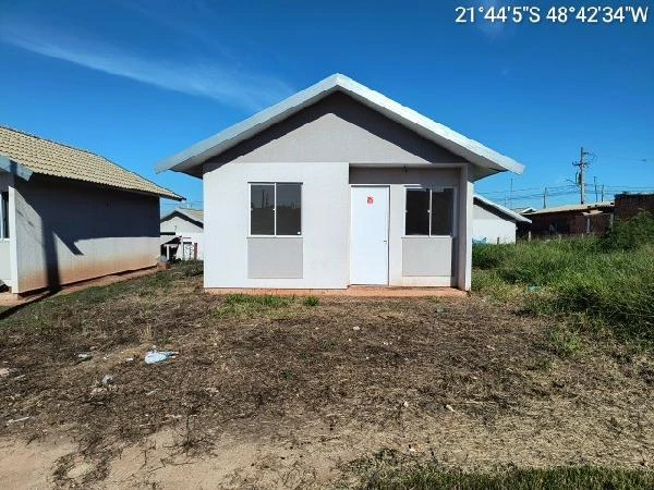 Casa com 2 Quartos em Ibitinga/SP em Ibitinga - São Paulo