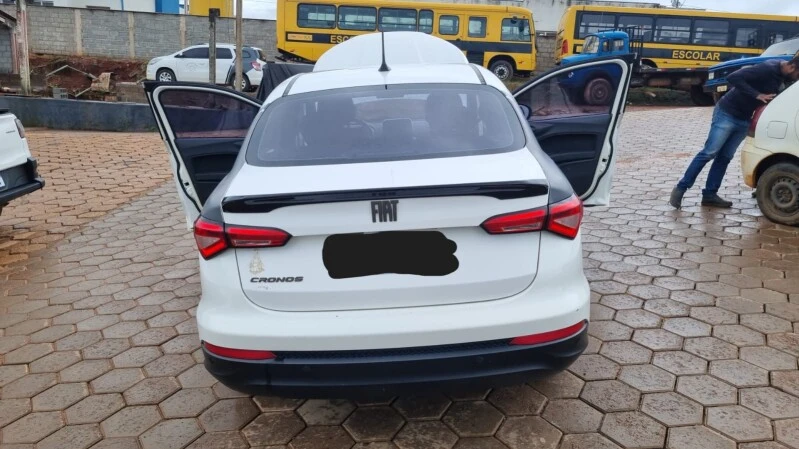 Fiat Cronos Drive 1.3 em Ilicínea - Minas Gerais