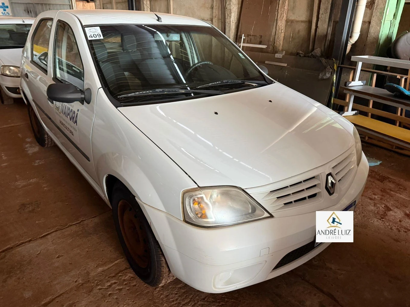 Renault Logan Exp 16 2009 em Ivaiporã - Paraná