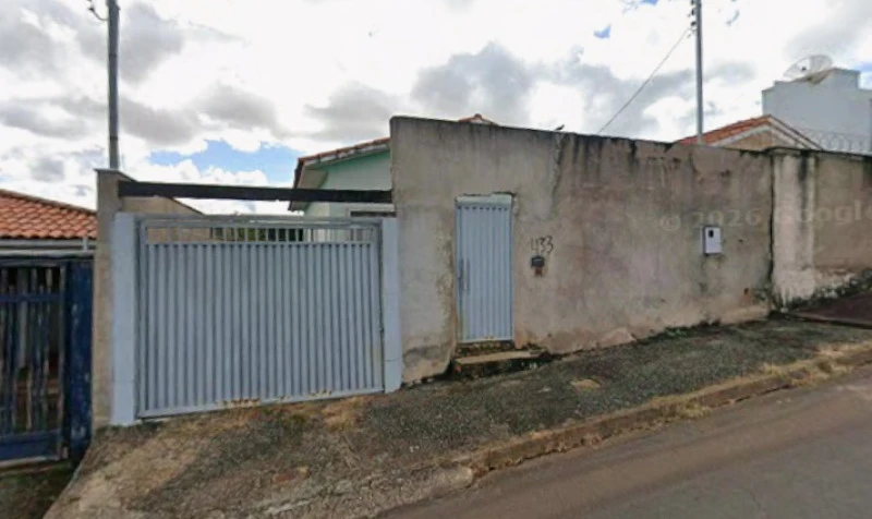 Casa com 3 Quartos em Patos de Minas/MG em Patos De Minas - Minas Gerais