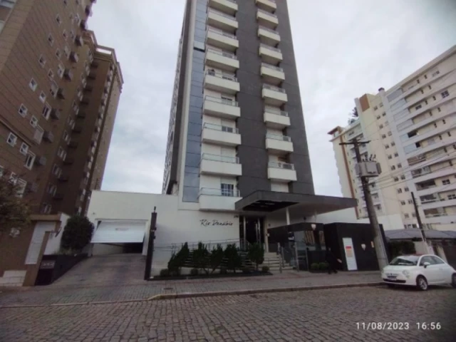 Apartamento com 3 Suítes em Joinville/SC em Joinville - Santa Catarina