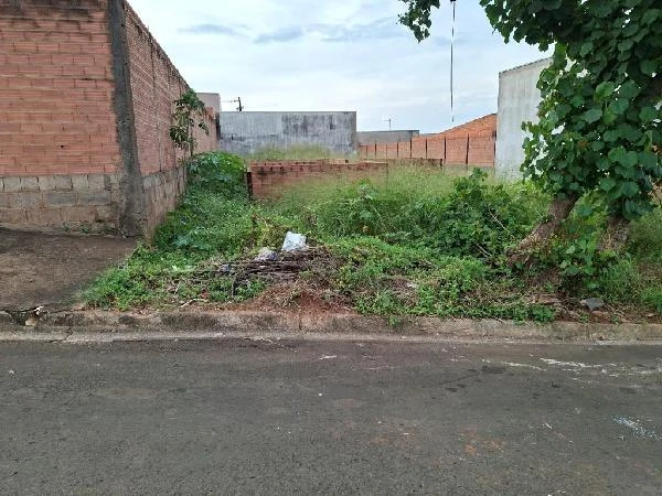 Terreno em Descalvado/SP no Centro em Descalvado - São Paulo