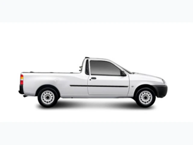 Ford Courier L 2011 1.6 Flex em Camboriú - Santa Catarina