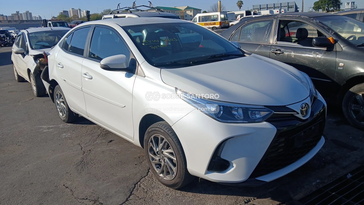 Toyota Yaris XS15 2022 2023 Automático Flex em Guarulhos - São Paulo