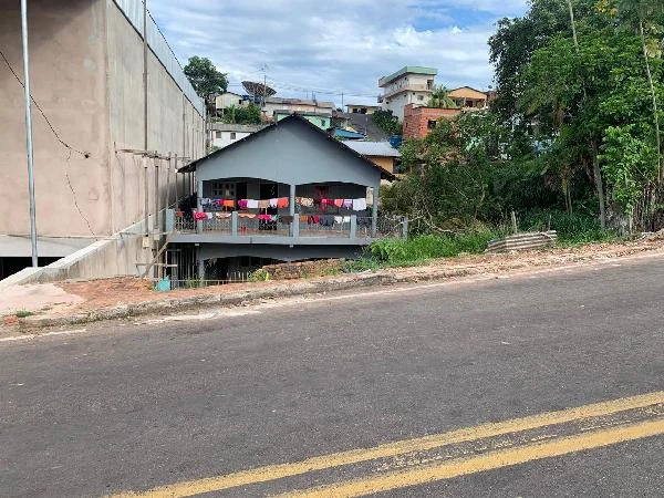 Casa de 240m² com 3 Quartos no Centro em Cruzeiro Do Sul - Acre