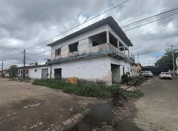 Casa com área privativa e localização em São Luís/MA em Sao Luis - Maranhão