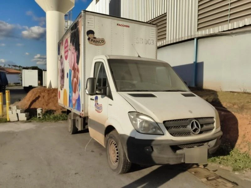 Mercedes-Benz 311 CDI StreetC 2012/2013 Manual  Diesel Box em Betim - Minas Gerais