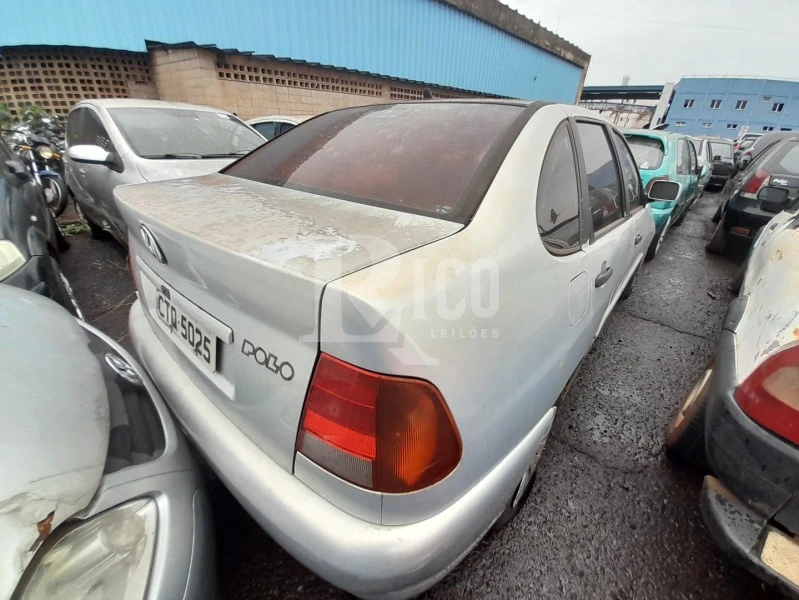 Volkswagen Polo Clas 1.8 MI em Sergipe