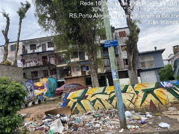 Apartamento com 2 Quartos em Porto Alegre/RS em Porto Alegre - Rio Grande do Sul