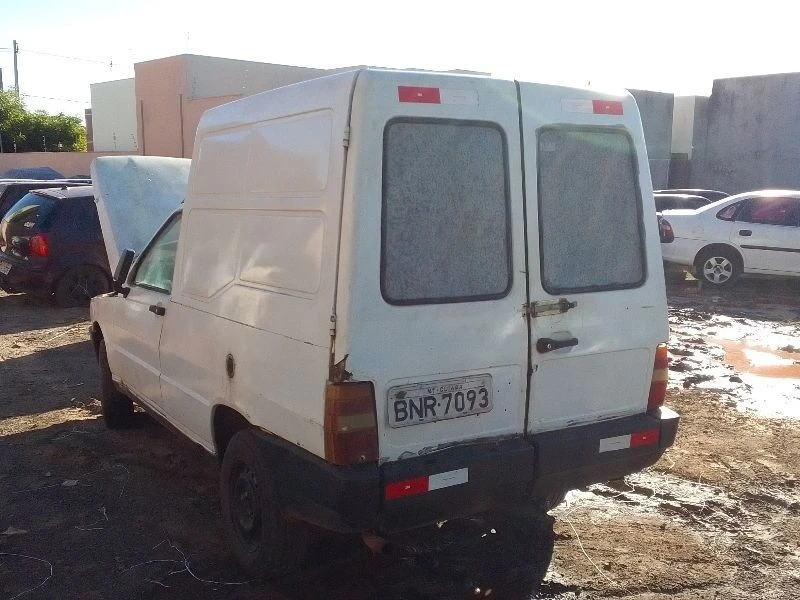 Fiat Uno Fiorino 1993 1.5 Branco em Tangará De Serra - Mato Grosso