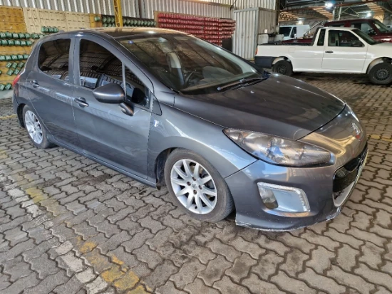 Peugeot 308 Active 2014 1.4? 1.6? Automático em Nova Santa Rita - Rio Grande do Sul