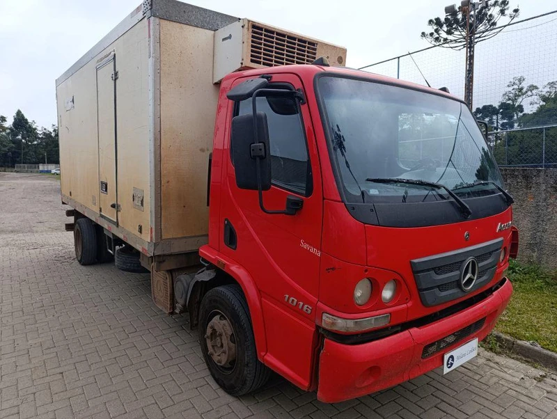 Mercedes Benz Accelo Accelo 1016 2022/2023 Frigorífico em Curitiba - Paraná