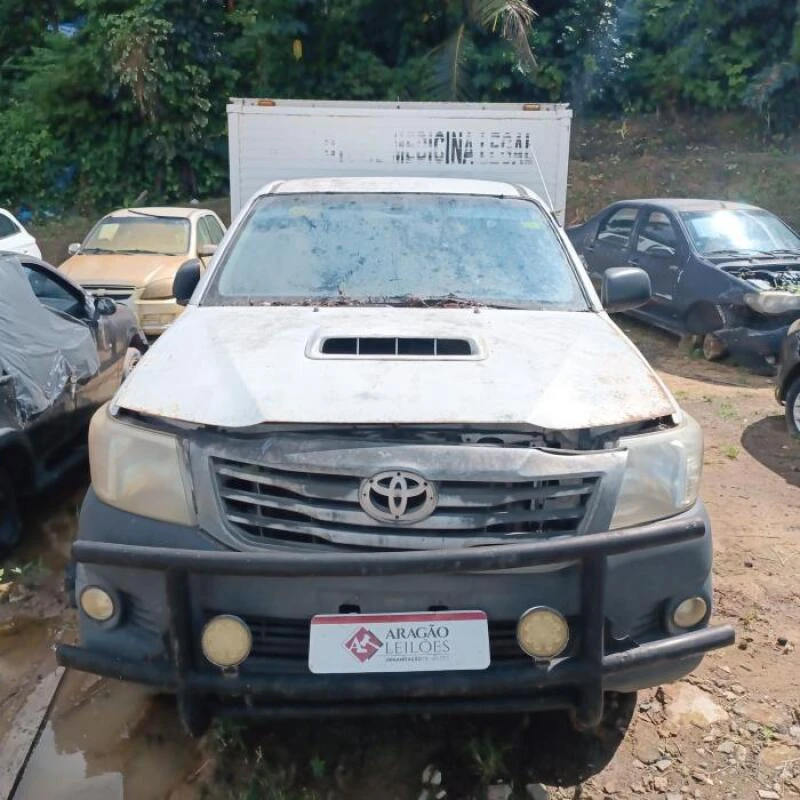 Toyota Hilux CS4X4 2012 em Recife - Pernambuco