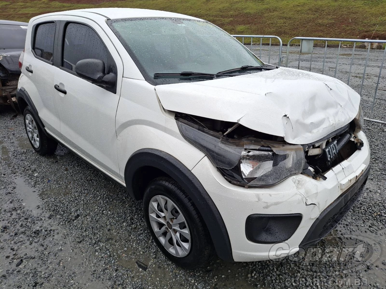 Fiat Mobi 1.0 Fire 2024 em Itaquaquecetuba - São Paulo