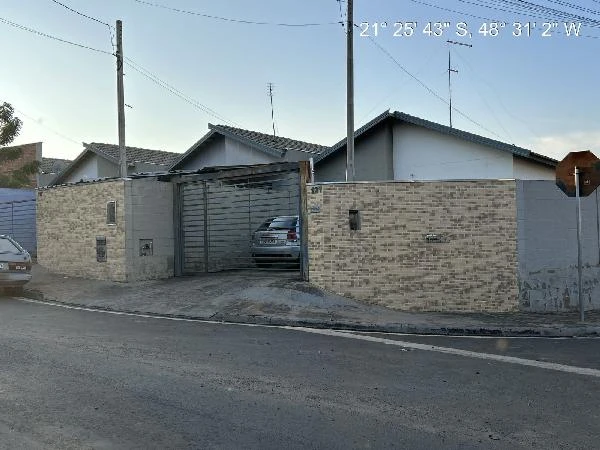 Casa com 2 Quartos em Taquaritinga/SP em Taquaritinga - São Paulo