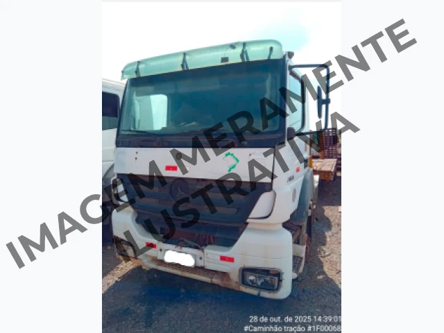 Mercedes-Benz Axor Axor 2035 S 2009 em Açailândia - Maranhão