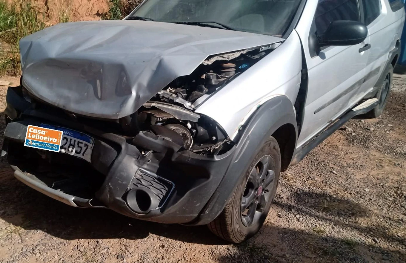 Fiat Strada Working 2014/2015 CD em Belo Horizonte - Minas Gerais