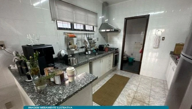 Apartamento Cozinha residencial em leilão em Bauru - São Paulo