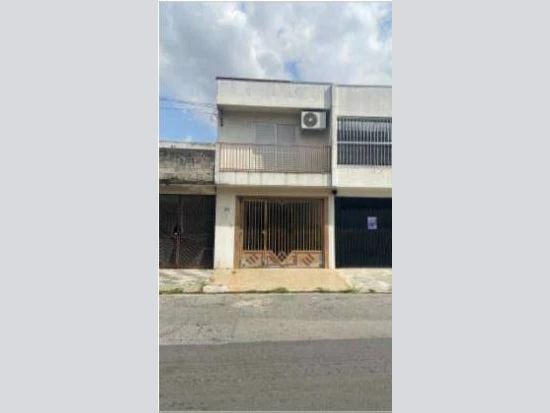 Casa com 134m² de terreno e 97m² de área construída em São Paulo/SP em São Paulo