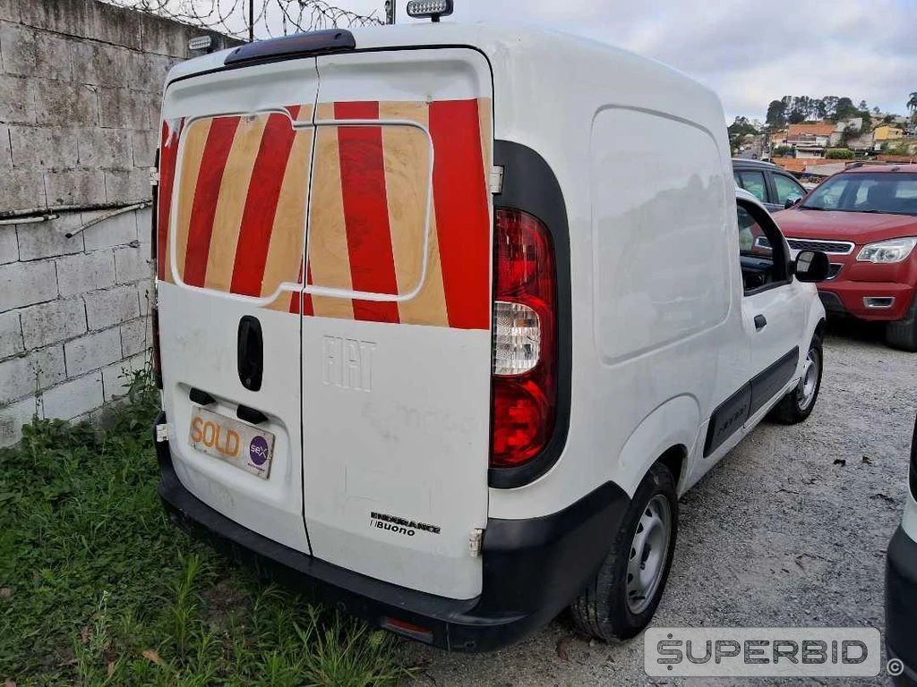 Fiat Fiorino Endurance 2022 2 Portas em Suzano - São Paulo