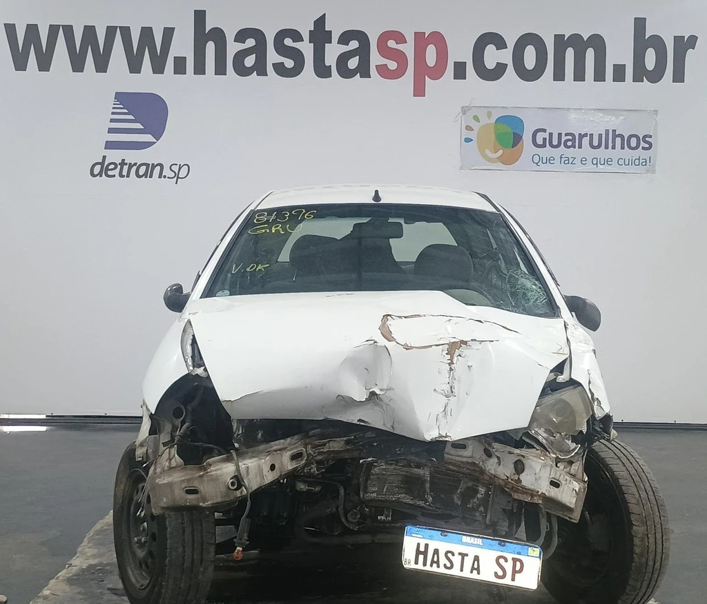 Ford Ka GL 1999 2000 Branca em Casa Branca - São Paulo