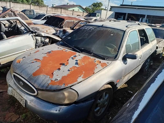 Ford Mondeo Mondeo CLX ND 1997 1998 Automático em Vera Cruz - Rio Grande do Sul