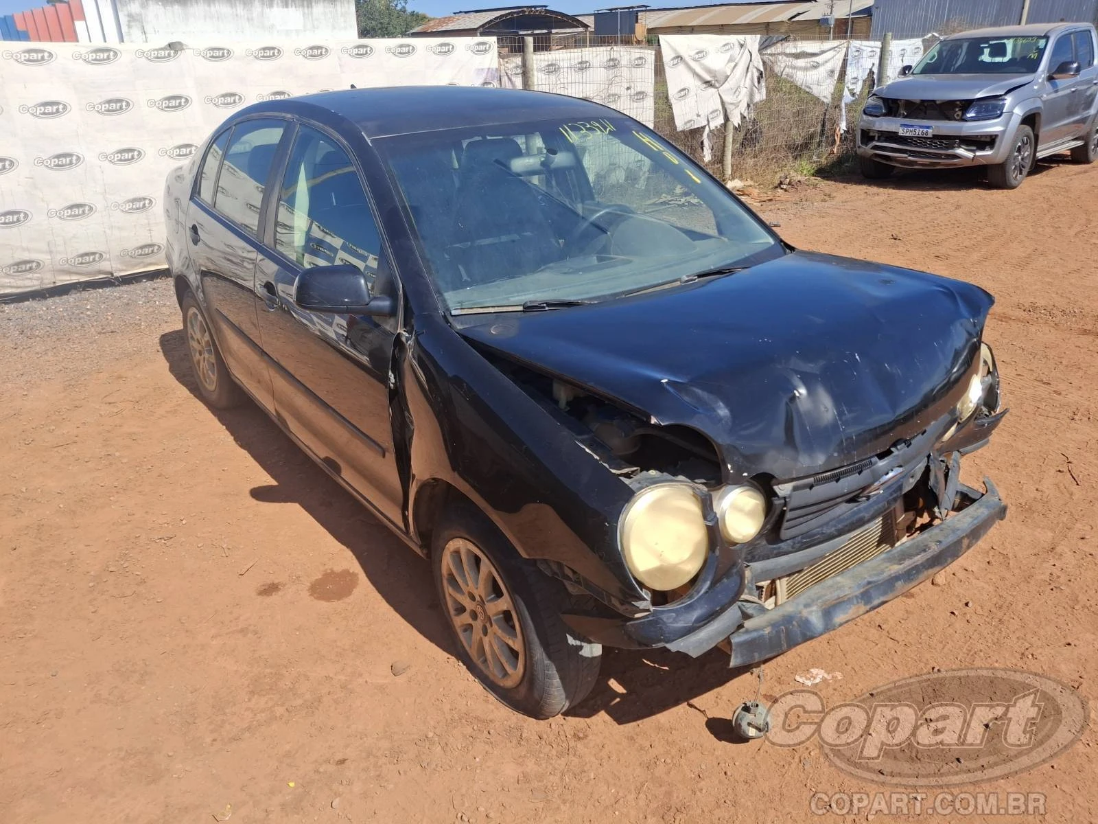 Volkswagen Polo Sedan Sedan 2006 1.6 Total Flex Automático em Cuiabá - Mato Grosso