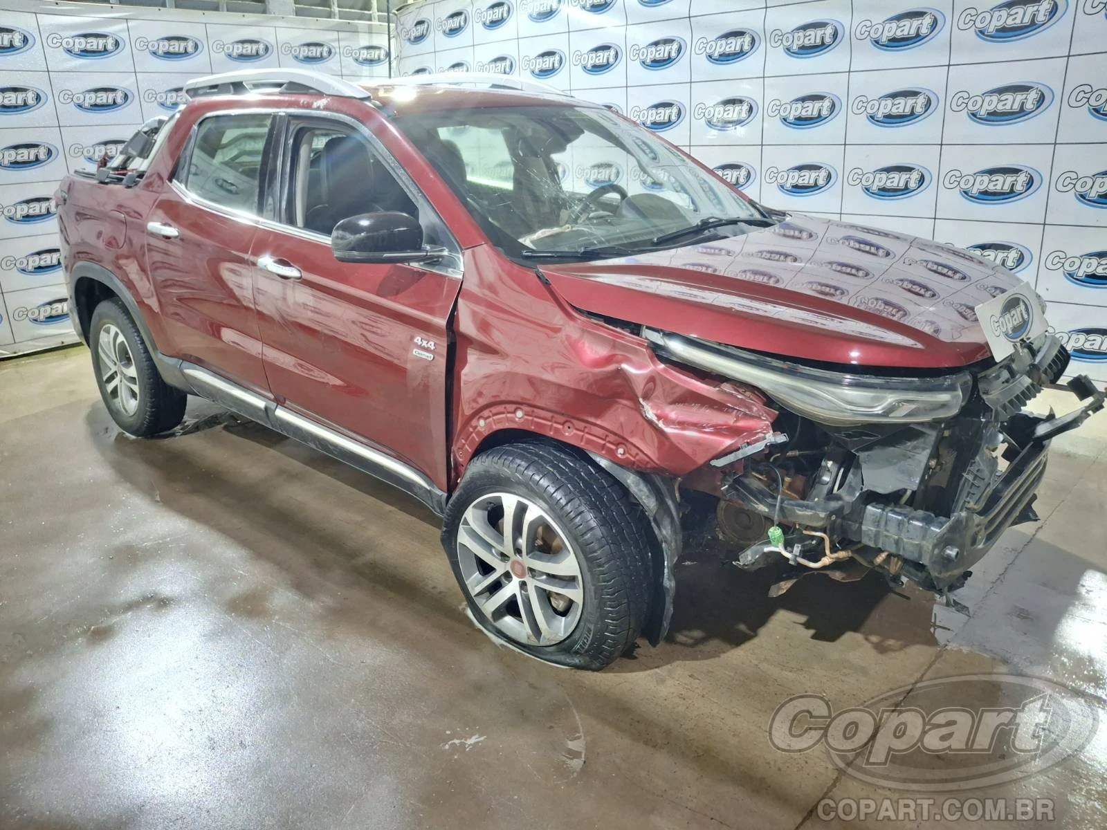 Fiat Toro Volcano 2017 2.0 MultiJet Turbo Automático em Candeias - Bahia