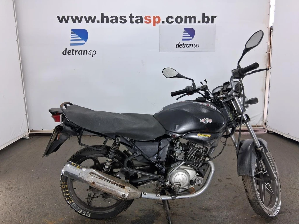 Yamaha YBR YBR 125K 2005 Preto em Campinas - São Paulo