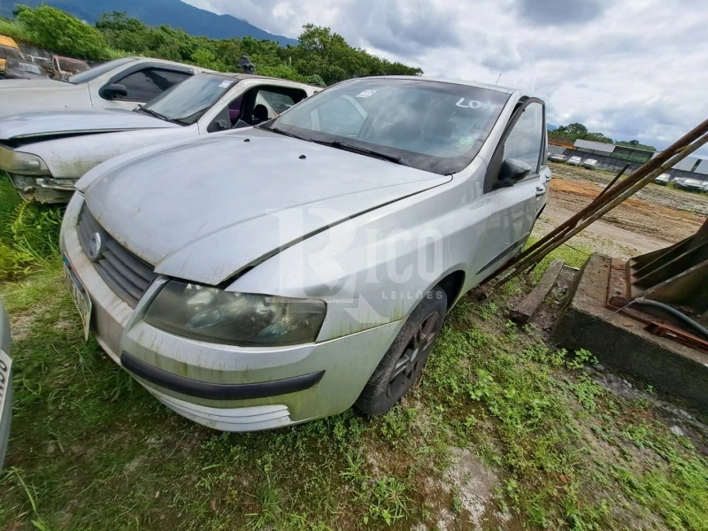 Fiat Stilo Flex Sucata Aproveitável em Sergipe
