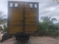REB/TRUCK GALEGO SR 2006 Semi-Reboque Baú Amarelo em Vitória - Espírito Santo