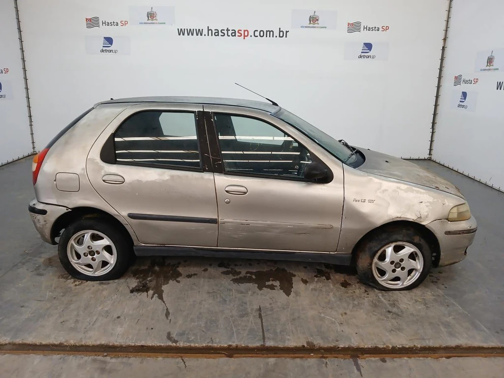 Fiat Palio ELX 2001 1.0 MPI em Porto Feliz - São Paulo