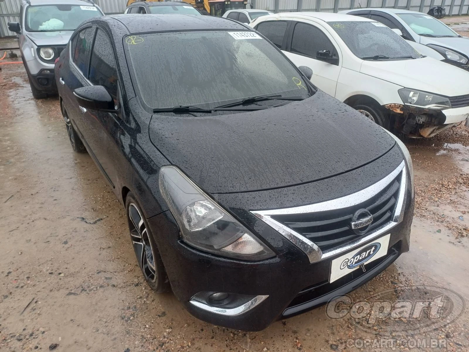 Nissan Versa Unique 2016 1.6 Automático em São José Dos Pinhais - Paraná