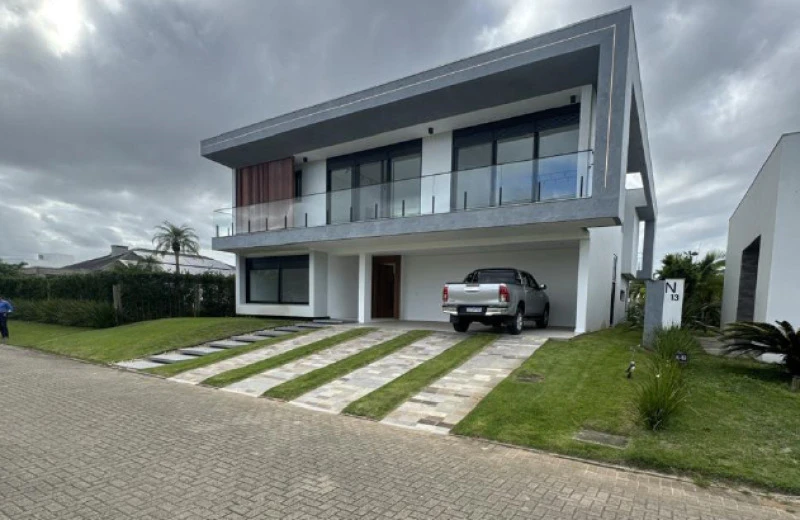 Casa com área total em Itapeva/RS em Torres - Rio Grande do Sul