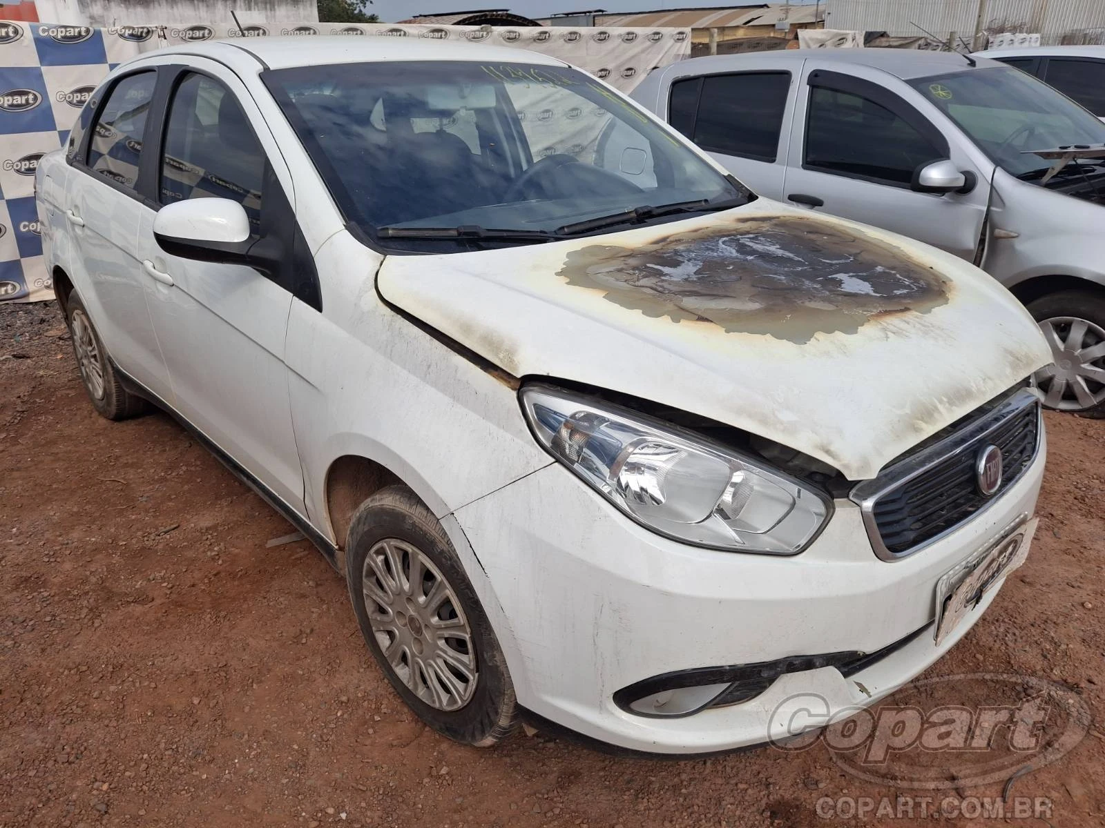 Fiat Grand Siena Attractive 2018 1.0 Evo Automóvel em Cuiabá - Mato Grosso