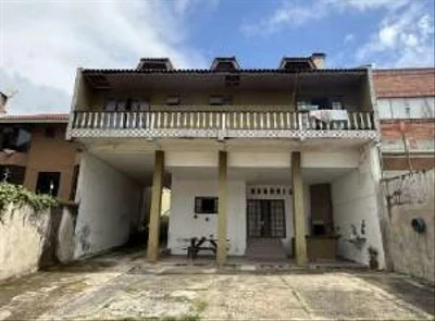 Casa com 4 Quartos em Curitiba/PR em Curitiba - Paraná