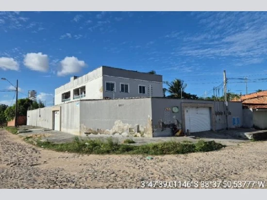 Apartamento com 2 Quartos em Fortaleza/CE em Fortaleza - Ceará