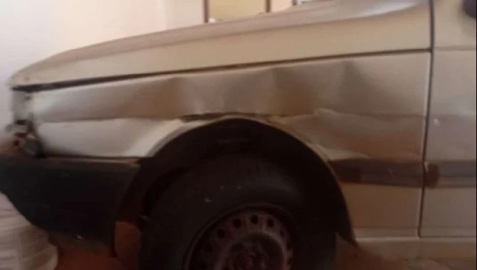 Fiat Uno Mille Fire 2002 em Avaré - São Paulo