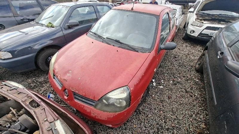 Renault Clio Cam 10H3P 2010 em Xanxerê - Santa Catarina