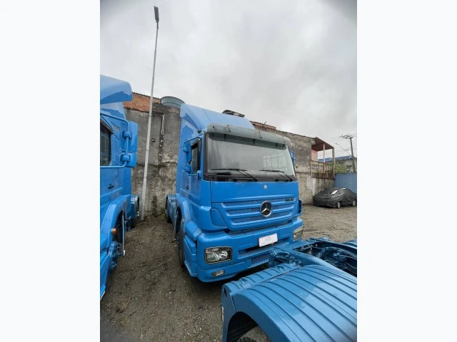 Mercedes-Benz Axor Axor 1933 S 4x2 2011 em null