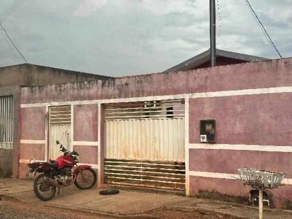 Casa com 3 Quartos em Cuiabá/MT em Cuiaba - Mato Grosso